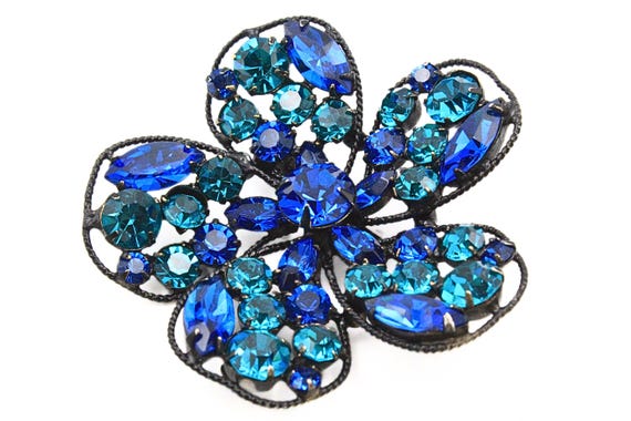Exquisite REGENCY Signed Designer Blue Green Flower Rhinestone Wire Brooch