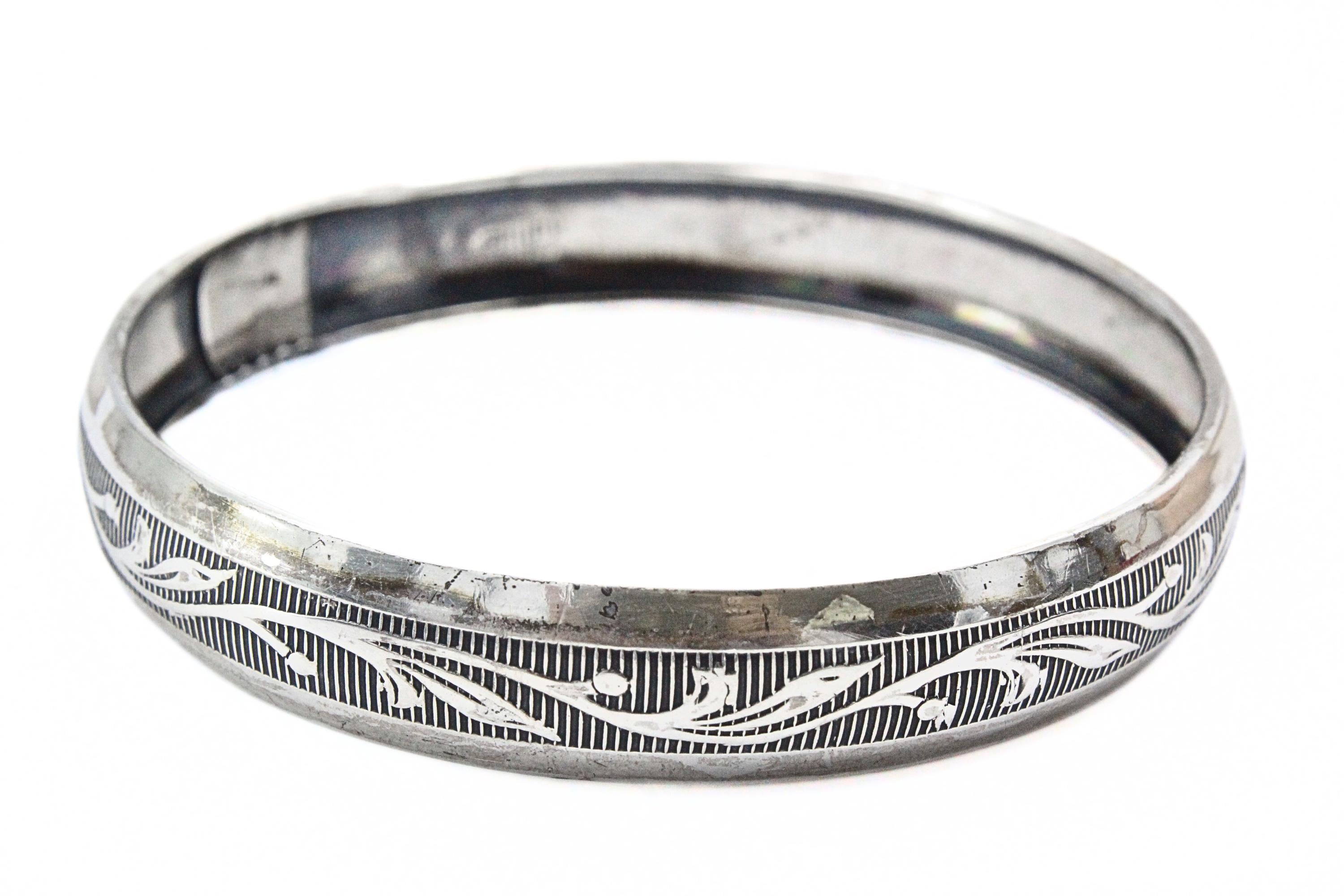 Vintage Silver 925 bangle 有刺鉄線　y2k グランジ Textured Sterling Silver Etched Vines Bangle Bracelet - Etsy