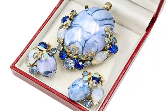 Exquisite Alice Caviness Unsigned White Crackle B… - image 2