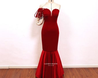 christmas wiggle dress Red Pin up Wiggle Dress Pencil Christmas Dress 1950s Velvet Rockabilly Long  Sleeved off the Shoulder Vintage Glamour Marilyn Monroe