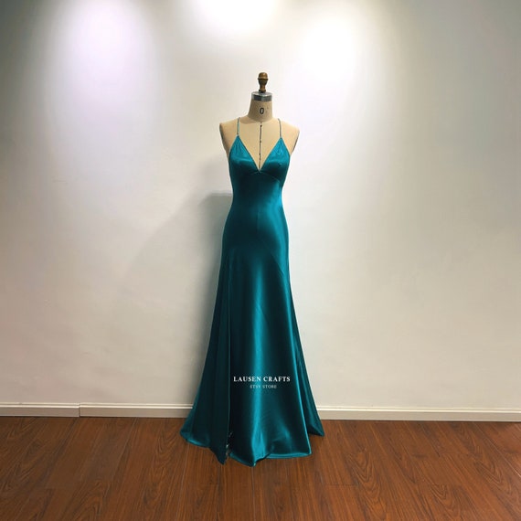 Elvira Hancock Scarface Costume Teal Blue Satin V neck Formal Prom Party Dress with Slit