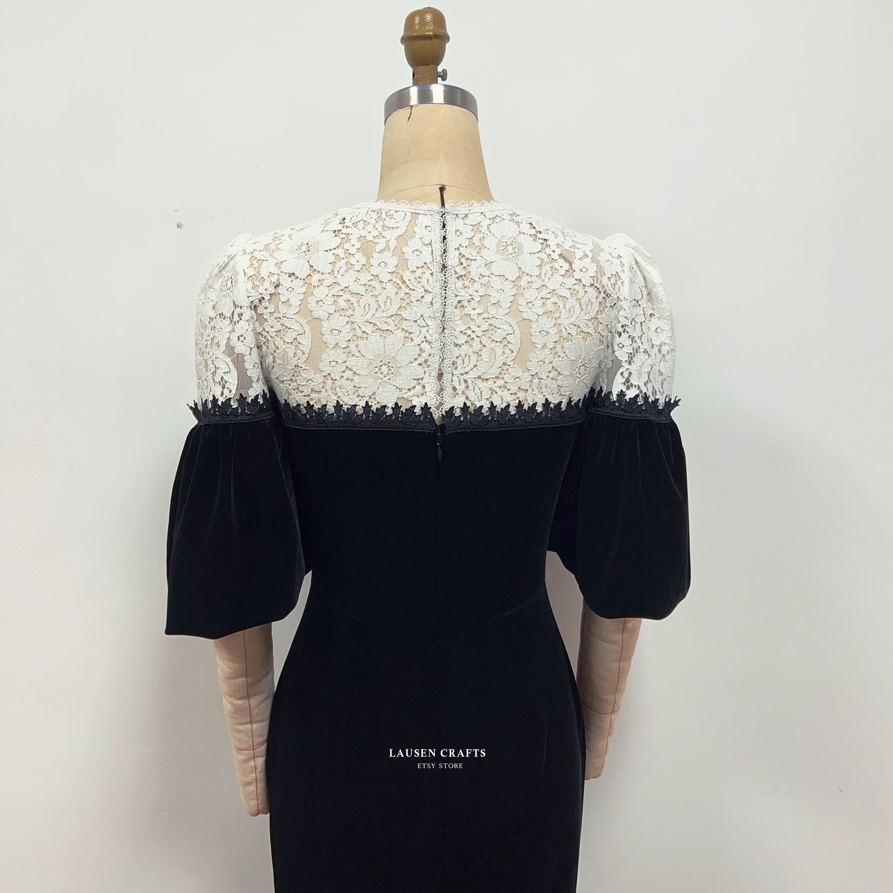 Black Velvet and White Lace Christmas New Year Cocktail Party Dress - Etsy  Israel