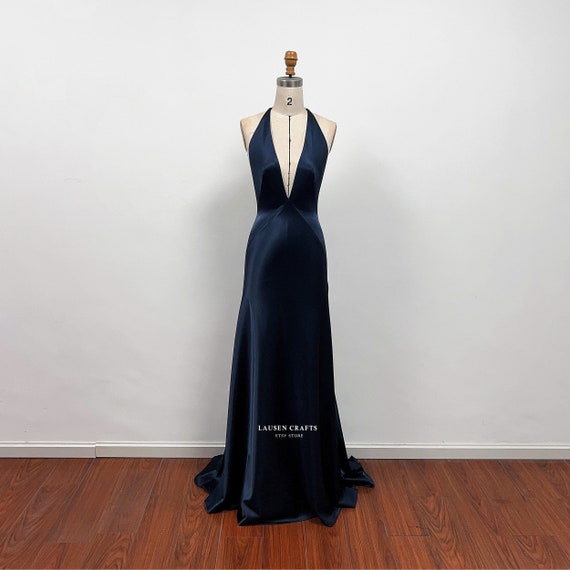Paloma Navy Satin Dress, Navy Satin Formal Prom Dress, Halter V-neck Satin Gown - Etsy Israel Paloma Navy Satin Dress, Navy Satin Formal Prom Dress, Halter V-neck Satin Gown - Etsy Israel