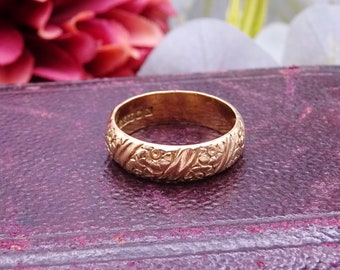 Vintage 9ct gold flower pattern ring, wedding band, UK size J, floral design