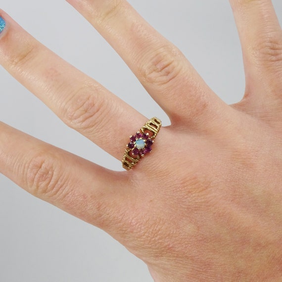 Vintage 9ct gold Opal & Ruby floral cluster ring,… - image 3