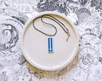 Road sign ONE-WAY TRAFFIC necklace, original design, machine embroidered, light, double-sided, silver-plated, glow-in-the-dark, punk