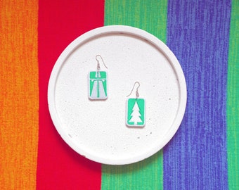 Controlled-access highway and spruce tree earrings, original design, crazy jewelry, machine embroidered, silver-plated, glow-in-the-dark