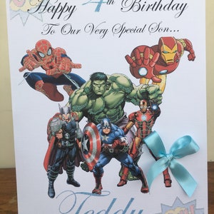 UK Greetings Carte d'anniversaire Avengers – Carte d'anniversaire pour  garçon – Carte d'anniversaire Marvel en destockage et reconditionné chez  DealBurn