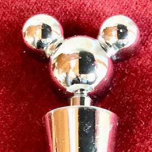 Mickey wine stopper - Etsy 日本