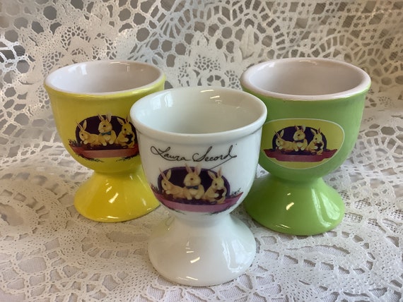 Pair Of Vintage Chick Egg Cups (DEB) Pair Of Vintage Chick Egg Cups (DEB)