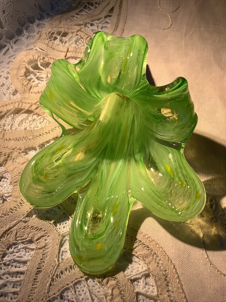The Bombay Company Set of 3 Blown Glass Flowers Cork Wine Bottle ...