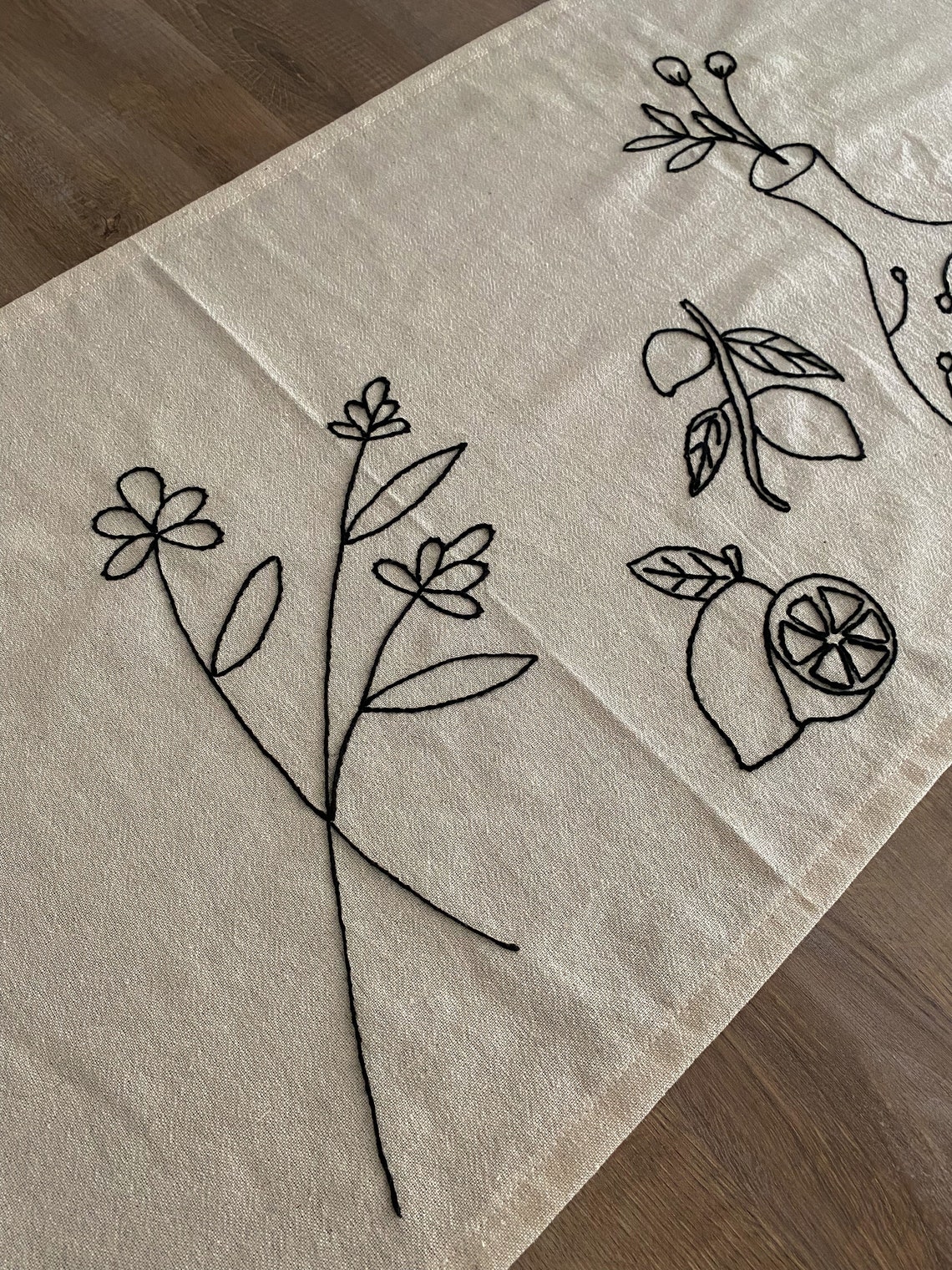 Handmade Floral Embroidered Table Runner Etsy