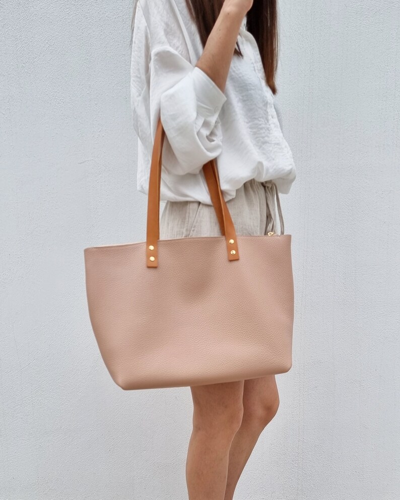 light pink leather tote bag very stylish
