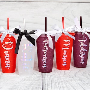 Bridesmaid cups, Personalized cups, Bridesmaid gifts, Bridesmaid Tumbler,  Personalized Plastic Tumblers, Bachelorette Party Favors -plastic