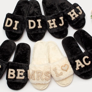 Bride Mrs Custom Fluffy Slippers, Custom slippers, Fluffy slippers with Rose gold Pearl patch, Bridesmaid slippers, Bridesmaid gifts- fluffy