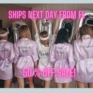 Custom Satin Bridesmaid Robes: Personalized Bridal Party Gifts
