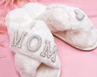 Mommy slippers, custom pearl letter mother's Day gifts, Mom gifts, Mom fluffy slippers, Mother Gifts, Gifts for her, Mother of the Bride