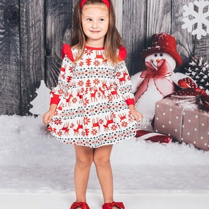 Christmas dress for babies, Deer print dress for girls,Reindeer Custom Dress for girls, Xmas eve dress, Custom for girls