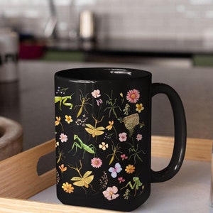Praying Mantis Coffee Mug, Praying Mantis Gift, Coffee Cup, Hot Cocoa Mug, Nature Lover Gift, Insect Mug, Coffee Mug, Insect Gift,Mantis Mug
