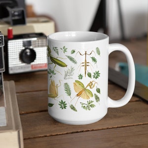 Praying Mantis Mug, Mantis Mug, Nature Lover Gift, Insect Mug, Ceramic Mug, Cottagecore Mug, Large Coffee Cup, Gardening Gift, Mantis Gift