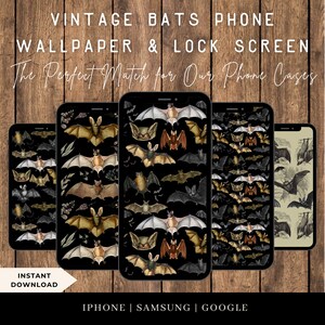 Pode incluir: Cinco maquetes de tela de telefone exibindo um papel de parede com um padrão de morcegos vintage. O papel de parede apresenta um fundo preto com um padrão repetitivo de morcegos em vários tons de marrom, branco e preto. O texto "VINTAGE BATS PHONE WALLPAPER & LOCK SCREEN" é exibido na parte superior da imagem. O texto "The Perfect Match for Our Phone Cases" é exibido abaixo das maquetes de telefone. O texto "INSTANT DOWNLOAD" é exibido em um retângulo branco na parte inferior esquerda da imagem. O texto "IPHONE | SAMSUNG | GOOGLE" é exibido na parte inferior central da imagem.