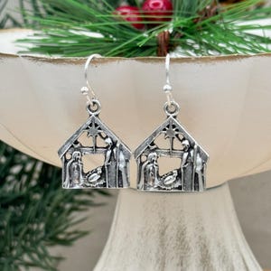 Boucles d'oreilles de la Nativité Boucles d'oreilles crèche Boucles d'oreilles de Noël Étoile de Bethléem Enfant Jésus Religieux Chrétien Bijoux Breloque de la Nativité pendante Avent