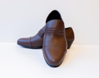 Handmade Brown Leather Oxford Shoes: Elegant Men's Dress Shoes