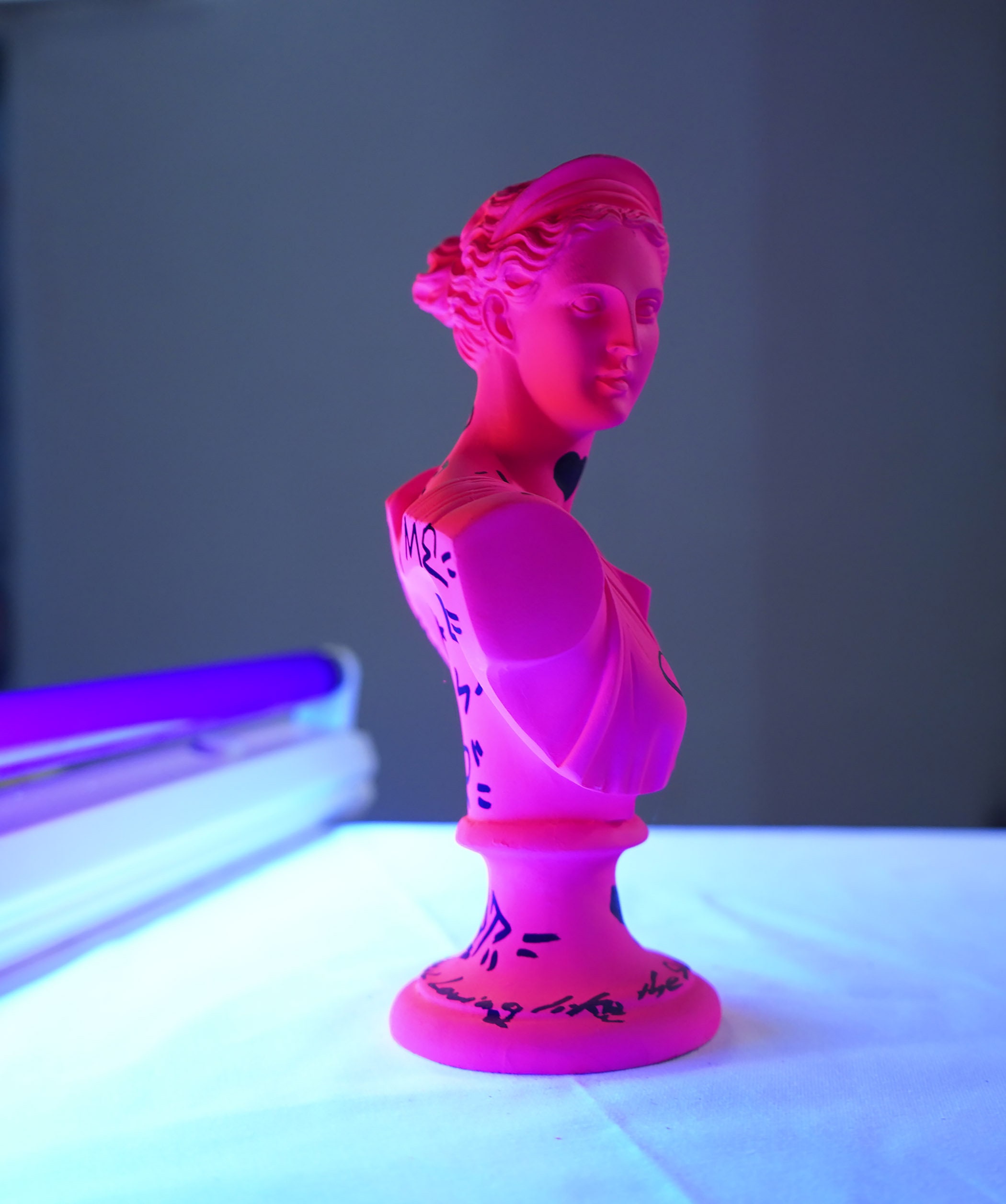 Artemis Statue, Street Art Sculpture, Street Art Decor, Graffiti