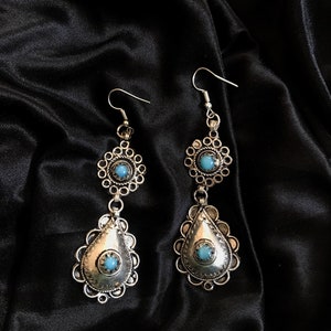 Beautiful ethnic earrings, vintage tribal earrings, Moroccan earrings, Berber jewelry, boho earrings, handmade earrings.