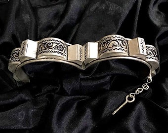 sieraden uit Marokko, Berber manchetarmband in massief zilver, Berber etnische armband, Afrikaanse sieraden, massief zilver, boho