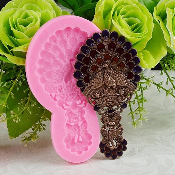 Peacock wings spread in silicone wheel - Mold for crafts and decoration creation - 3d pastry lace mold