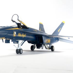 F/A-18E  Super Hornet Blue Angels #4 1:48 scale