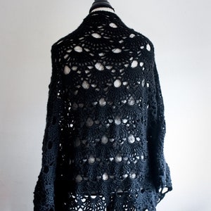 Big Fan Shawl Crochet Pattern - Top Down Crochet Pattern