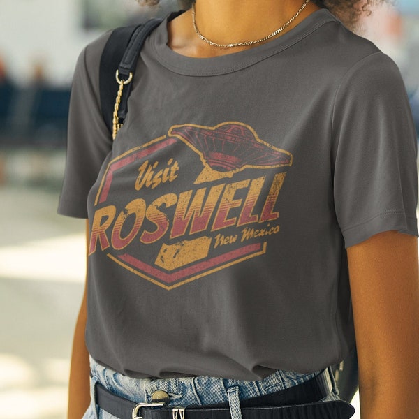 Visit Roswell, New Mexico Graphic T-Shirt, Alien Tshirt, Vintage Style Shirt, Tshirt Women, Tshirt Men