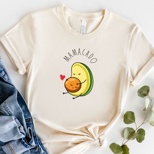 Mamacado T Shirt, Mom Shirt, Mama Mommy Mama Avocado T-Shirt for Mom, Gift for First Time Moms Mothers Day Gift for Expectant Moms Pregnancy Natural