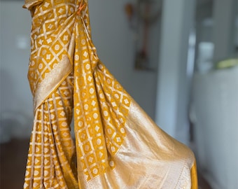 Handwoven Yellow pure Mashru Silk Saree | Banarasi Weave
