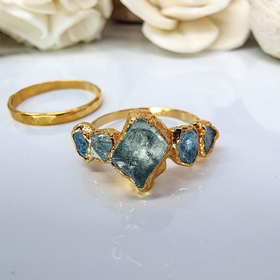 Ivorystones Clear Engagement Cut Crystal Ring. •