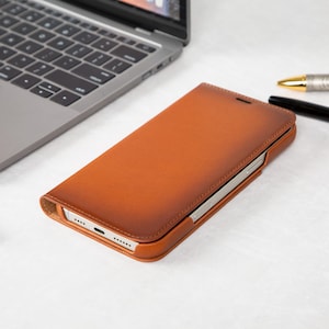 Étui pour iPhone 16 Pro, personnalisé en cuir pour iPhone 16 pour iPhone 16 Pro, 16 Pro Max avec Magsafe, cadeau d'anniversaire, cadeau papa, cadeau mère