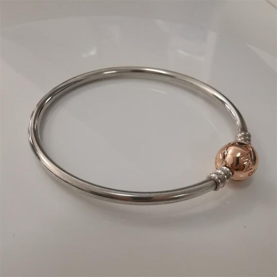 Moments silver bangle with pandora rose clasp sale