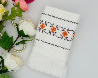 Toalla de invitados de algodón turco con flores punto de cruz-Toalla de mano de algodón-Para mamá-para regalos de abuela