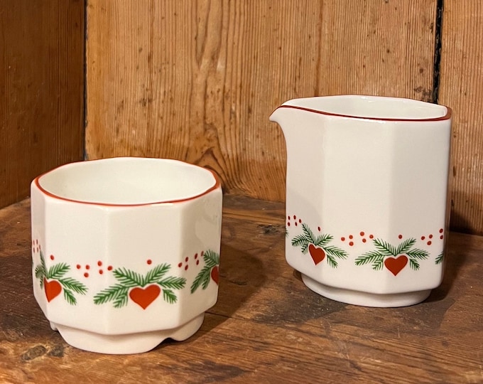 1990s' Porsgrund 'Hearts & Pines' Creamer and Sugar Bowl, Vintage design from Norway, Norwegian/Scandinavian design,Good Condition