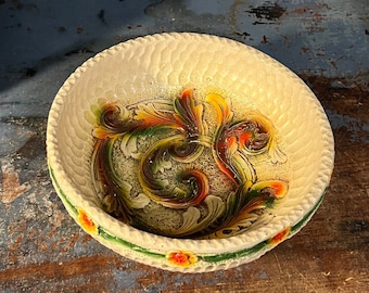 1950s Vintage Norwegian Rosemaling / Rose painting pattern fruit / snacks / candy bowl, table decor, vintage folkart country farmhouse decor