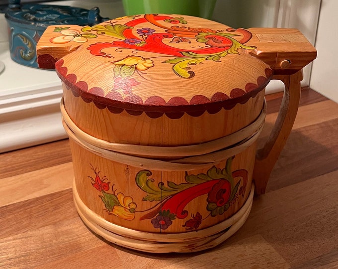 1970s' Norwegian rosemaling jug/tankard folkart, Telemark,Norway rosemalt folkart/ folk art, Scandinavian country / farmhouse style