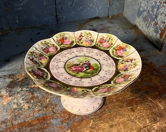 Vintage cake / snacks stand in porcelain with gold rim, detailed decorated