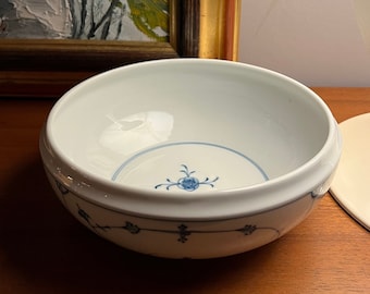RARE 1910s' Antique Norwegian Porsgrund Porcelain Blue Fluted/Straw Pattern SERVING Bowl, Salat / Potato bowl, handpainted underglazed decor