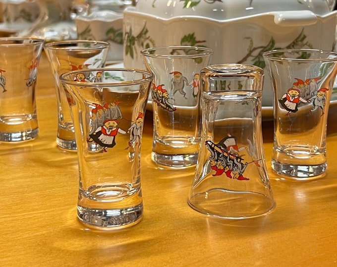 RARE Vintage Nisse shot /  liqueur glass Norwegian Porsgrund design nisse motifs, Scandinavian design Christmas table serving