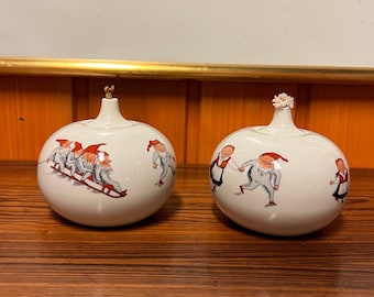 1980s Vintage Nisse table oil lamp Norwegian Porsgrund design nisse motifs, Scandinavian design Christmas table decor