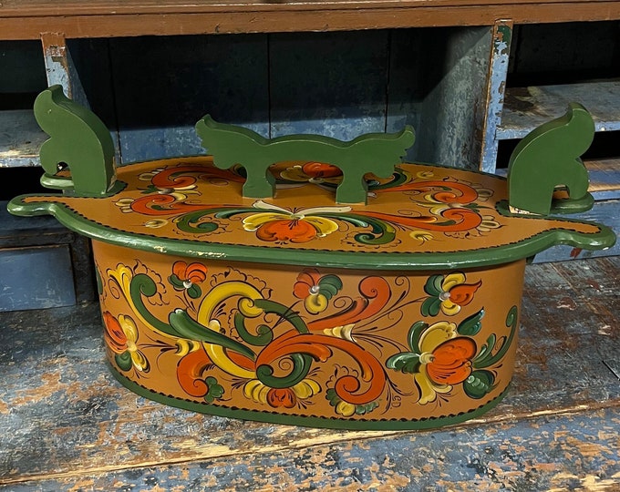 1976 Norwegian tine box, kitchen storage box, handcrafted folkart / folk art, handpainted vintage Nordic Traditional cabin /farmhouse style