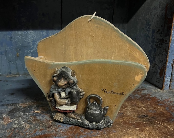 Vintage TROLL Coffee Filter Storage Paper Holder/Case, Norwegian kitchen storage, retro mid-century design
