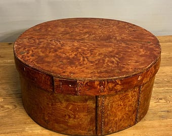 1850-80s Primitive antique Tine box from Norway, Original painting, Norwegian country / farmhouse storage box, pine bentwood, LARGE, rare